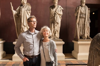 Mand Og Kvinde På Museum