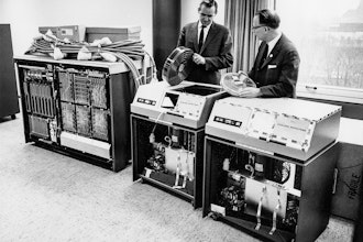 Jubilæum 100 år maskiner